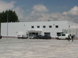 gor-stalDAF WANICKI - Salon Samochodowy, Trzciana k.Rzeszowa 2008, biały budynek