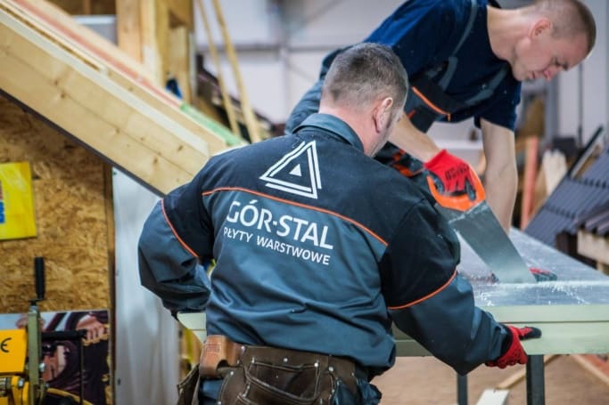 We show how to professionally insulate a roof